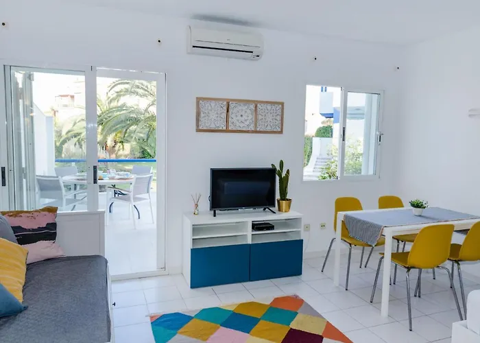 公寓 Cala Blanca By Interhome